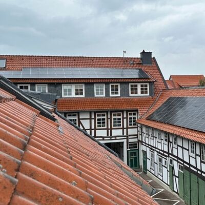 Bild vergr&ouml;&szlig;ern: Photovoltaik Rathaus1