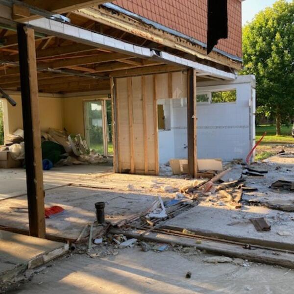Bild vergr&ouml;&szlig;ern: Abriss alter Kindergarten 3