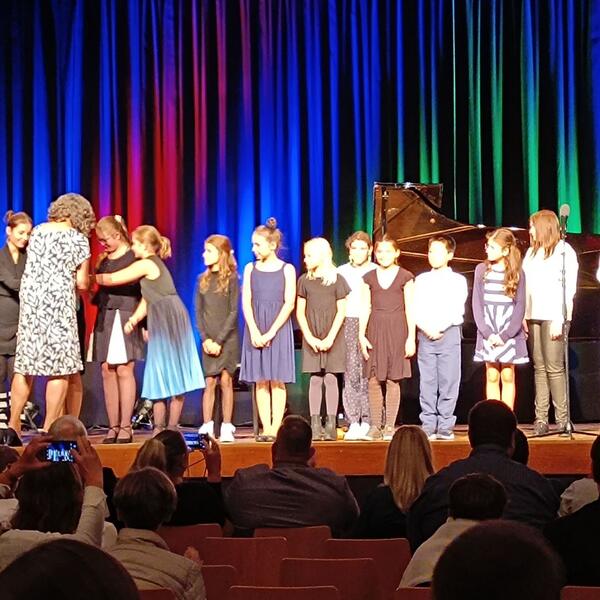 Bild vergr&ouml;&szlig;ern: Steinway in Concert3