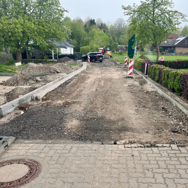 Bild vergr&ouml;&szlig;ern: Baustra&szlig;e Spottberg.1