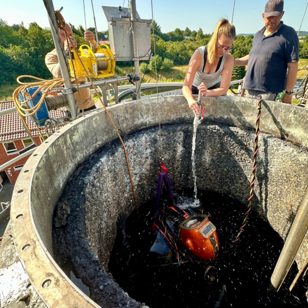 Bild vergr&ouml;&szlig;ern: Taucher Kl&auml;ranlage2