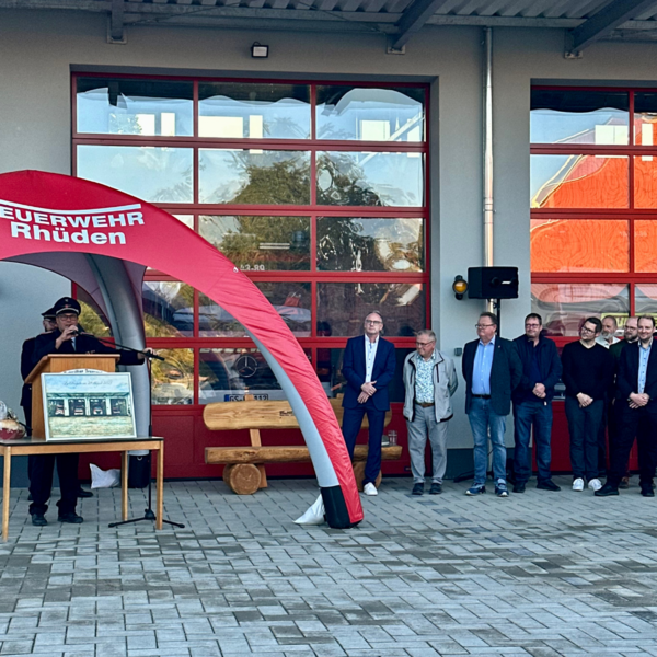 Bild vergr&ouml;&szlig;ern: Ger&auml;tehaus Rh&uuml;den Neubau Feuerwehr (8)
