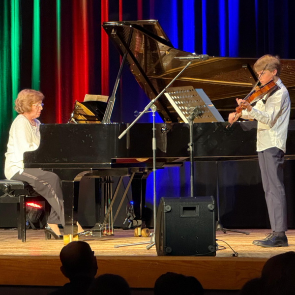 Bild vergr&ouml;&szlig;ern: Steinway in Concert (4)