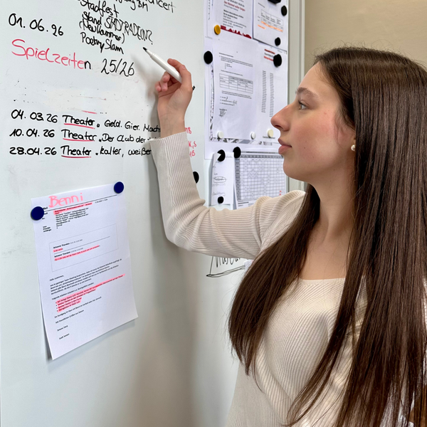 Bild vergr&ouml;&szlig;ern: Praktikanten Oberschule Seesen (2)
