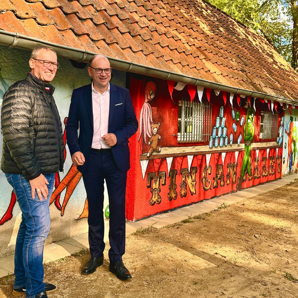 Bild vergr&ouml;&szlig;ern: Spielplatzer&ouml;ffnung (10)