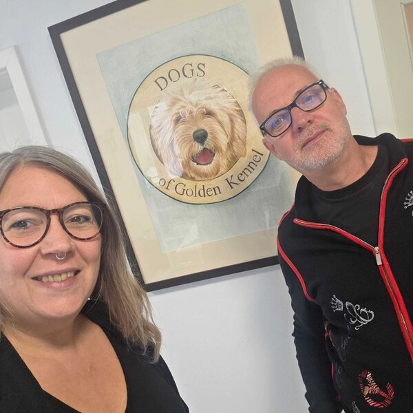 Bild vergr&ouml;&szlig;ern: Dogs of Golden Kennel